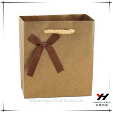 Yonghua personalizó la bolsa de regalo de cartón blanco marrón de alta calidad